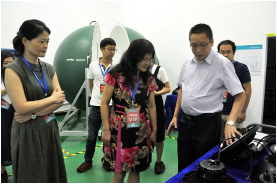 省政府发展研究中心彭蔓玲处长一行来我公司调研工作